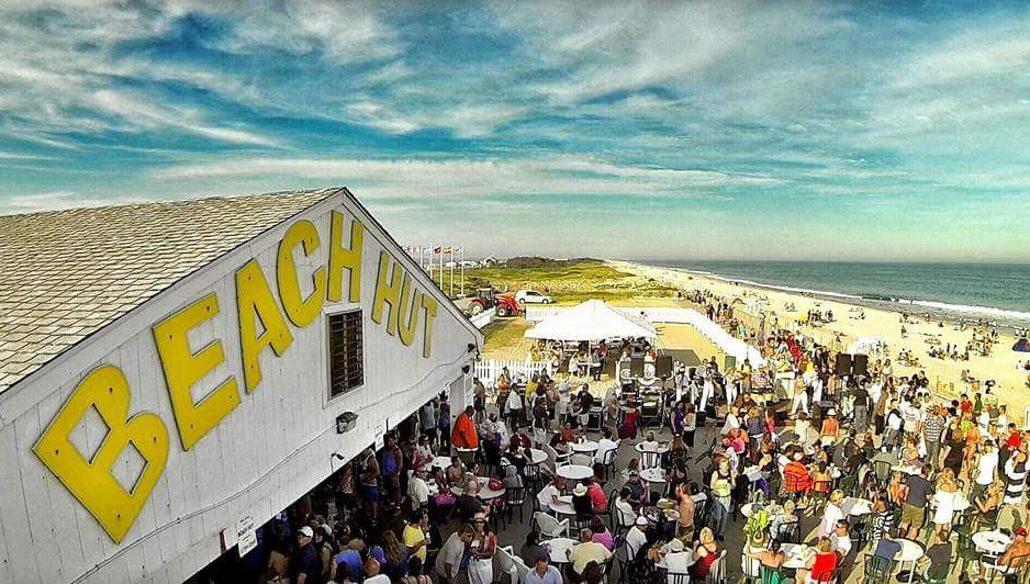 Mes de agosto lleno de conciertos en Smith Point Beach, Meschutt Beach y Cupsogue Beach.