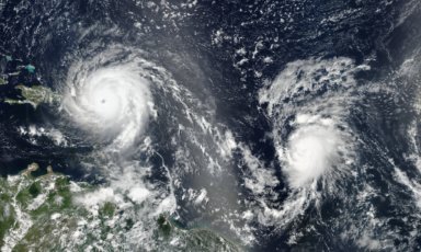 Irma deja Puerto Rico atrás y amenaza ahora a La Española