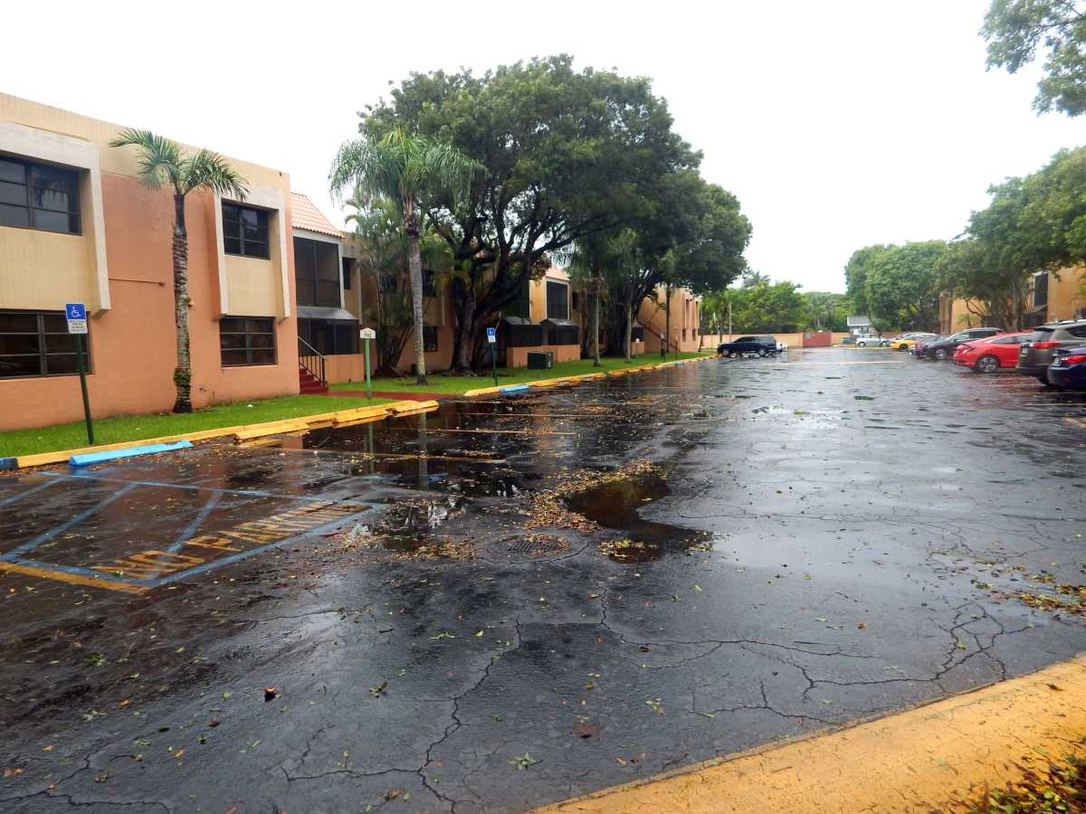 Llegan a Miami las primeras lluvias asociadas al huracán Irma