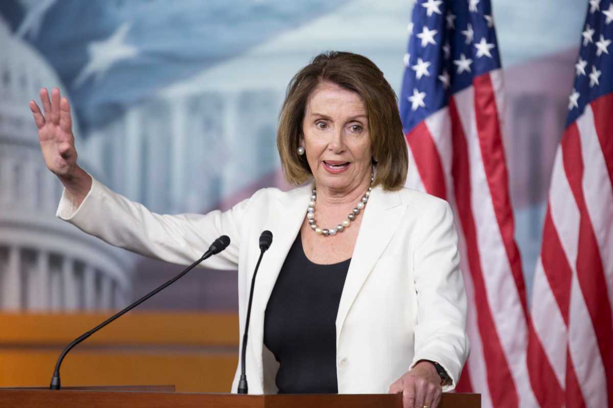LA LÍDER DEMÓCRATA EN LA CÁMARA DE REPRESENTANTES, NANCY PELOSI DA UNA CONFERENCIA DE PRENSA EN EL CAPITOLIO