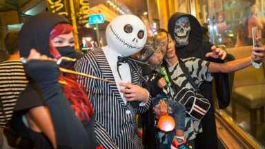 4-cosas-que-no-deberias-ponerte-en-halloween-por-seguridad-fdaa0