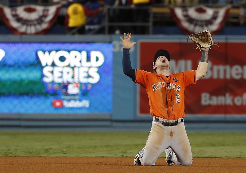 Houston Astros ganan la Serie Mundial por 1ra vez en su historia