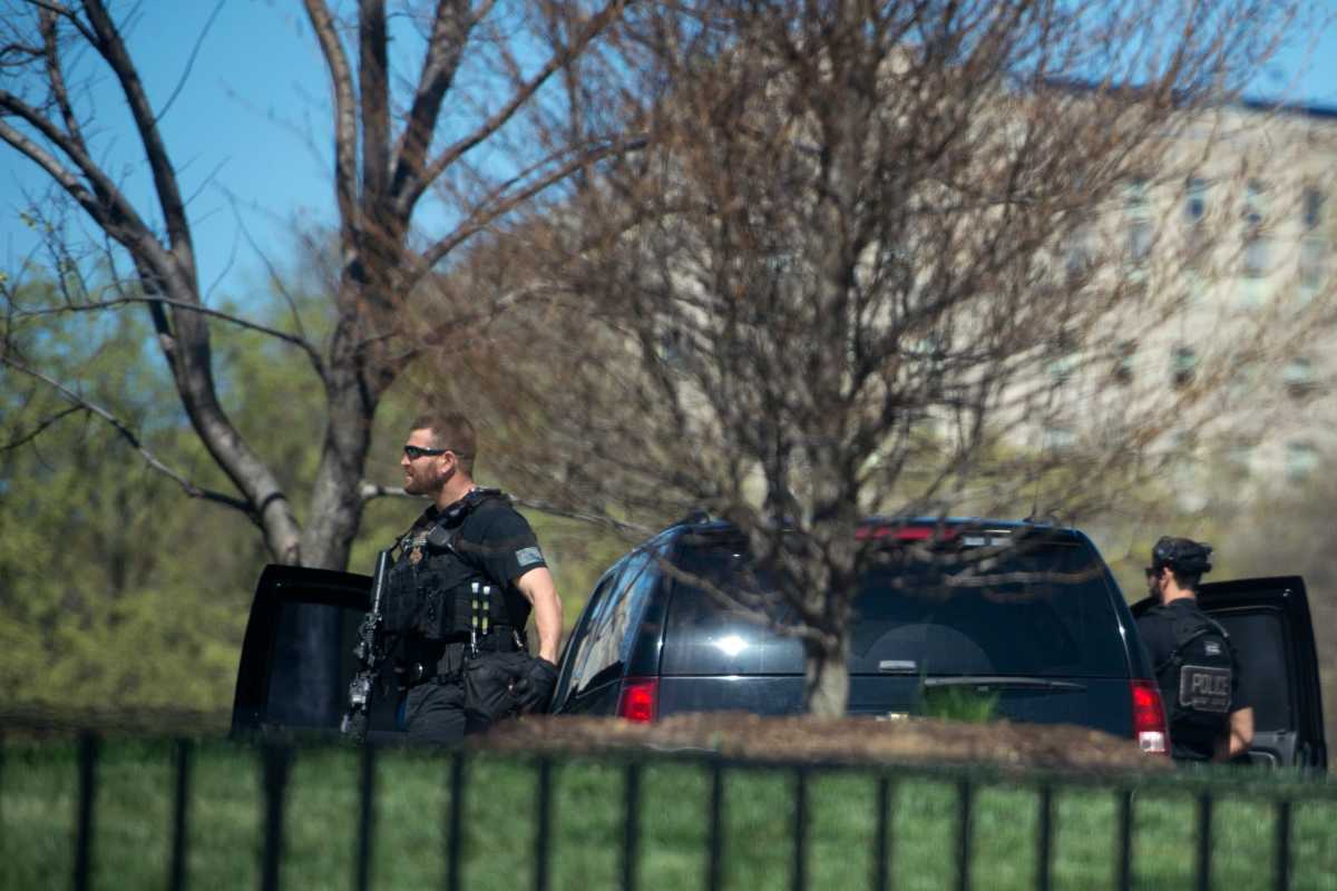 Detienen a autor de tiroteo cerca a Capitolio de EEUU, que dejó agente herido