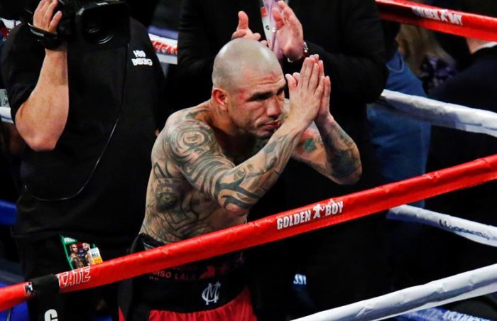 Miguel Cotto sorprendido Sadam Ali y pierde título en despedida