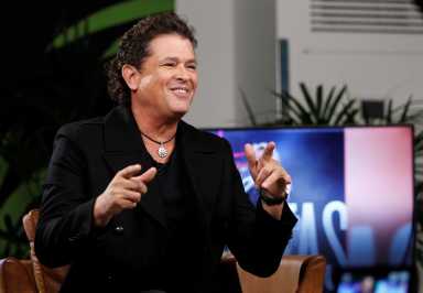 Carlos Vives: «Me veo en actitud de papá con Maluma»