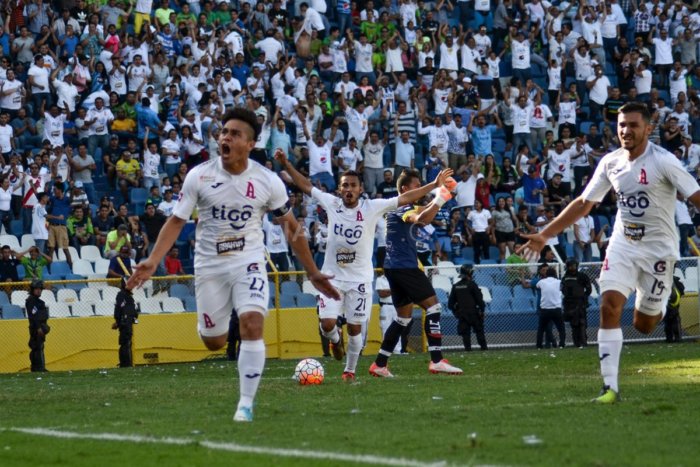 Alianza campeón imbatible en el Apertura de El Salvador