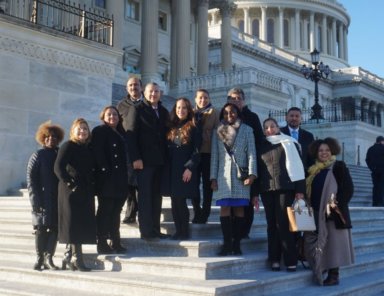 Líderes salvadoreños y haitianos se movilizaron a Washington para defender el TPS y DACA