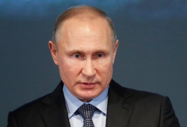 Putin llama a garantizar seguridad de futbolistas y aficionados durante el Mundial