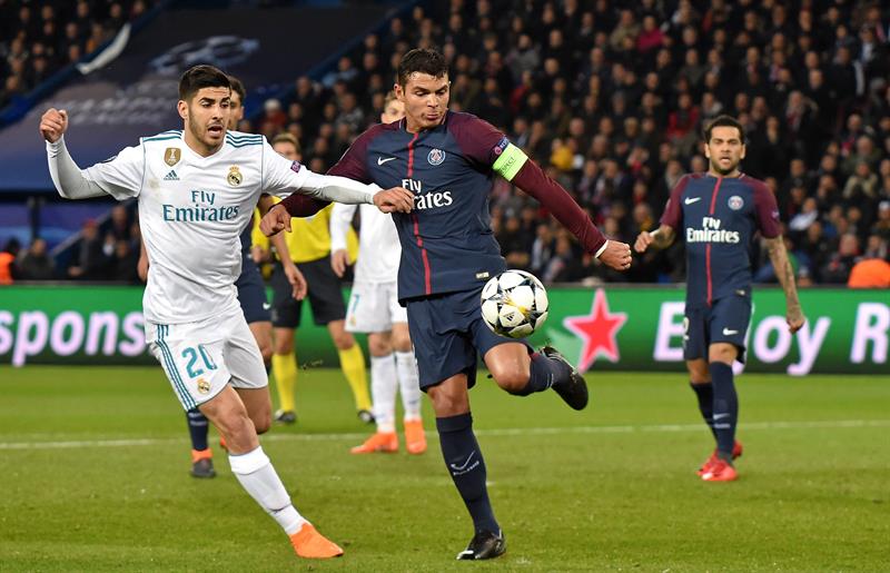 Real Madrid apaga el infierno de París y accede a 4tos de Champions