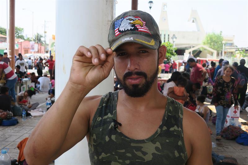 Un viacrucis de más de mil migrantes atraviesa México rumbo a EEUU