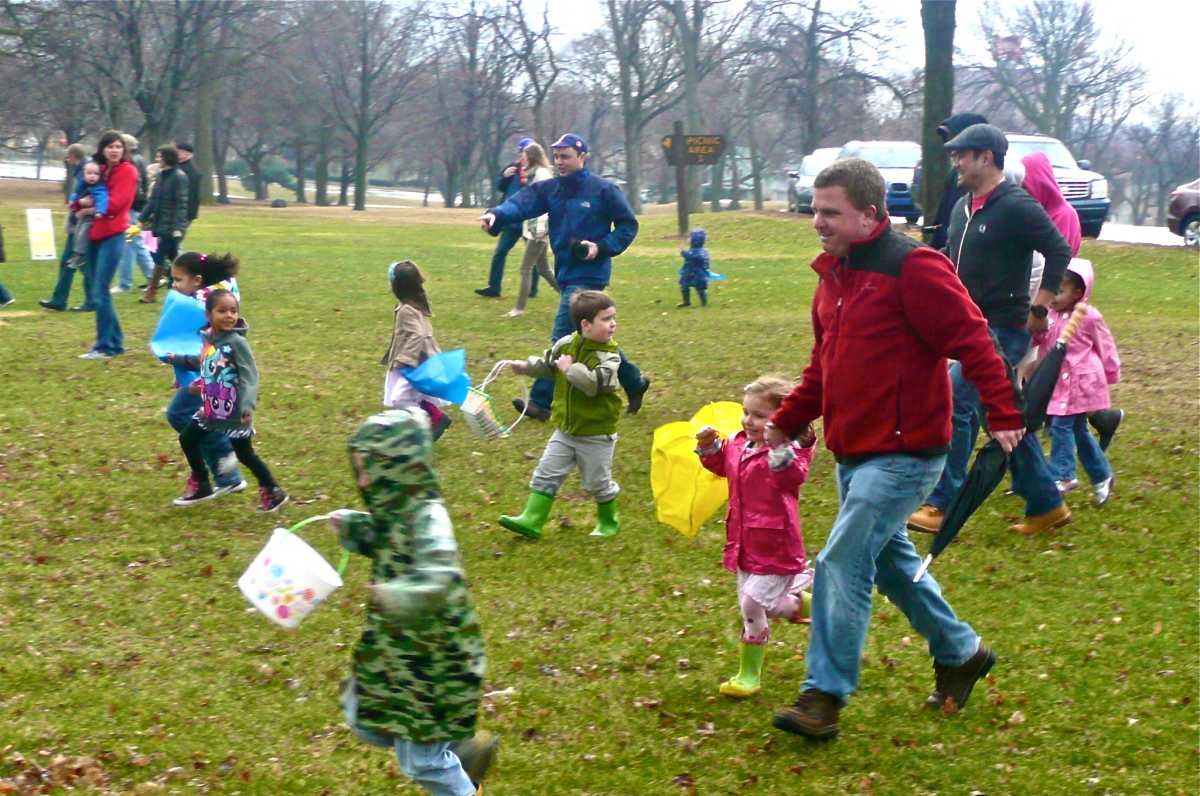 ¡A disfrutar la tradicional Búsqueda de Huevos de Pascua!