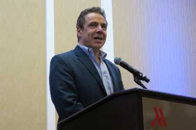 Cuomo reconoce a la Oficina para Nuevos Americanos en su 5º aniversario