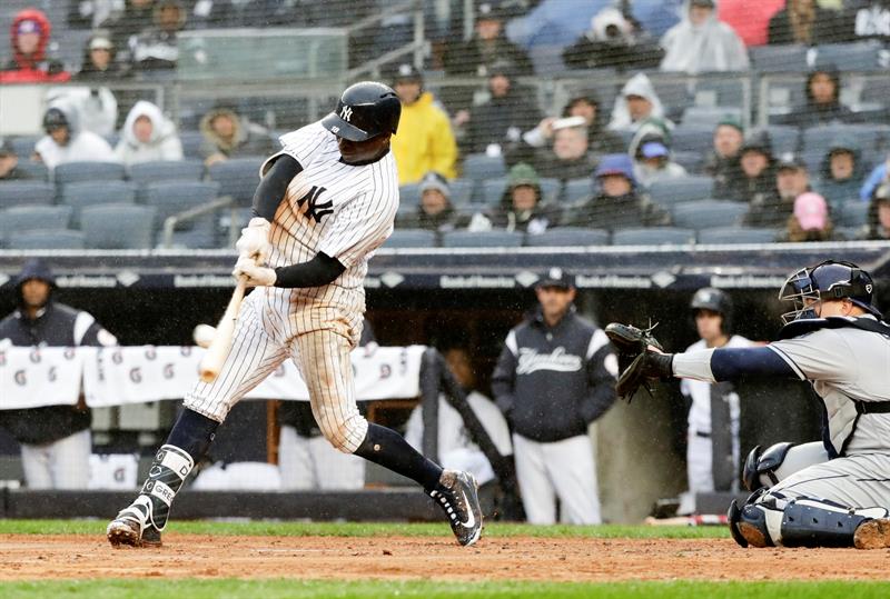 Gregorius pega dos jonrones y remolca ocho carreras para los Yankees