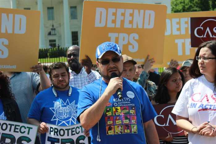 Hondureños con TPS reclaman regularizar su estado migratorio