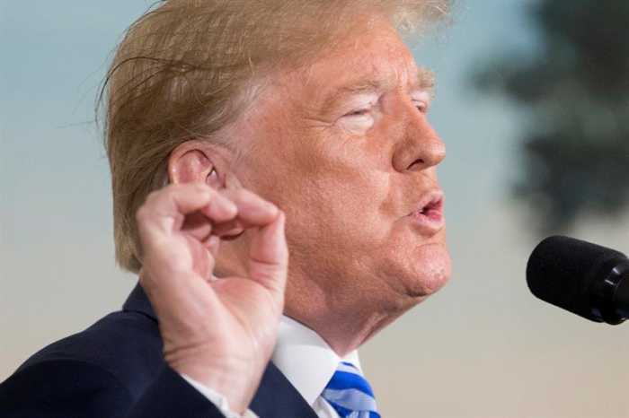 Trump fomenta el racismo al "deshumanizar" a los migrantes, según activistas