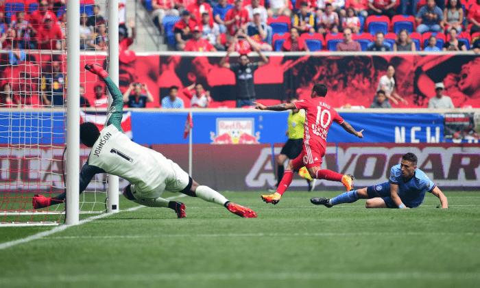 NY Red Bulls golea y le rompe invicto al puntero NY City