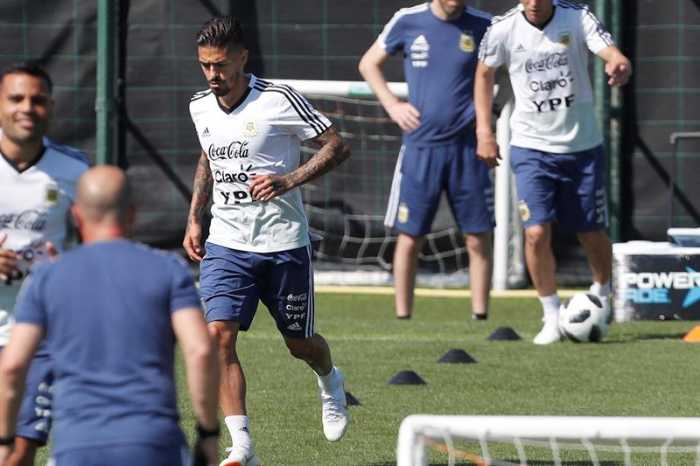 Argentina de malas ... Lanzini se rompe el ligamento y dice adiós al Mundial