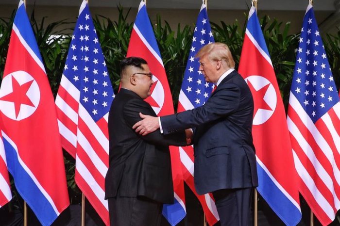 Kim se compromete a desnuclearizarse y Trump le ofrece garantías de seguridad