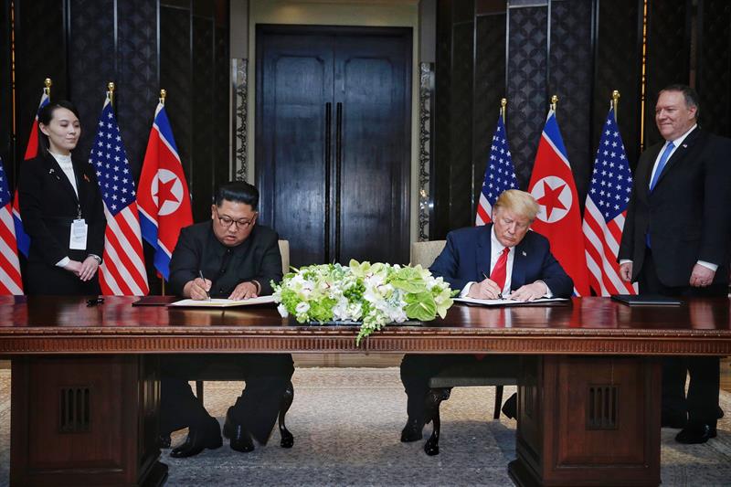 Kim se compromete a desnuclearizarse y Trump le ofrece garantías de seguridad