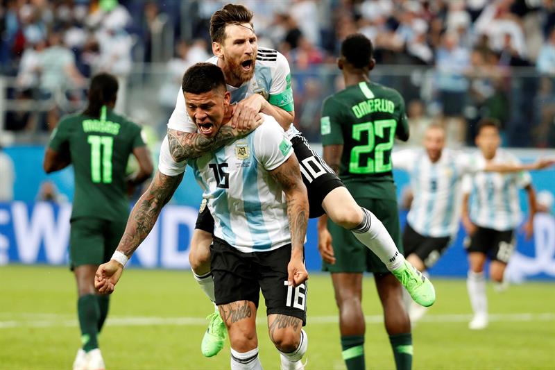 Messi, Rojo y el sufrimiento clasifican a Argentina a los 8vos de Final
