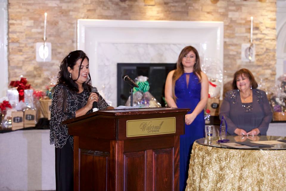 Adelante of Suffolk County celebra su Gala Anual