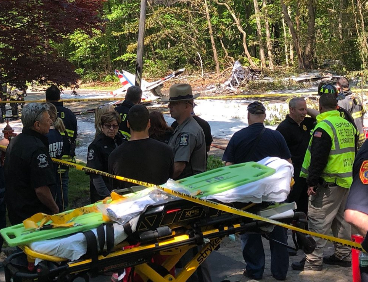 Avión de espectáculo aéreo se estrella en Melville y muere el piloto