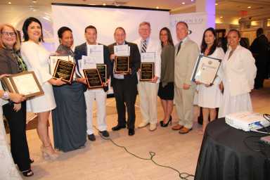 Celebran con exito la gala de Pronto ¨Gente ayudando a la Gente¨