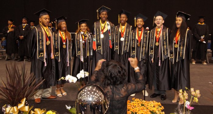Distrito Escolar de Uniondale celebra a los graduados de 2018 (Fotos)
