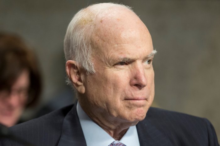 Nueva York se une a tributos a fenecido senador John McCain
