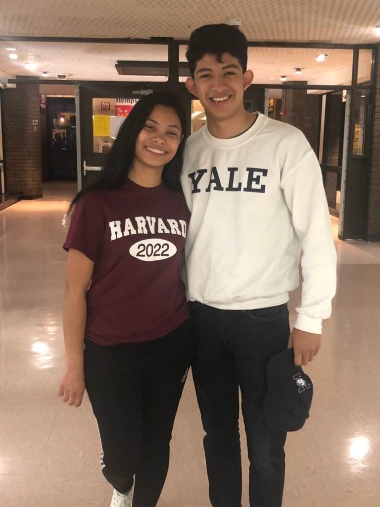 Valedictorian y Salutatorian de Hempstead hicieron su elección