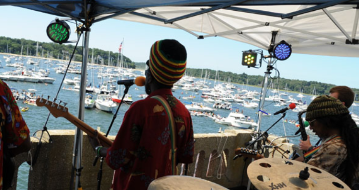 ¡Vívelo LI! Festival musical en el faro y Tributo a Billy Joel en la playa