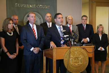 Nuevo programa C.A.R.E. ofrece rehabilitación de drogas a acusados por delitos menores