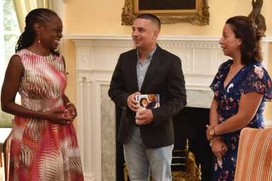Primera Dama se reunió con Pablo Villavicencio y familia