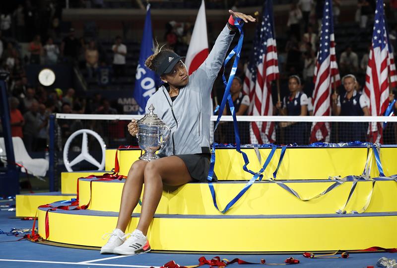 Japonesa Osaka gana el US Open a costa de una desquiciada Serena (Fotos)