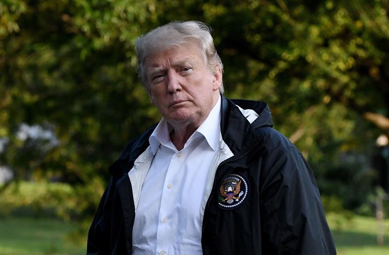 Más de la mitad de latinos votantes desaprueba gestión de Trump, según sondeo