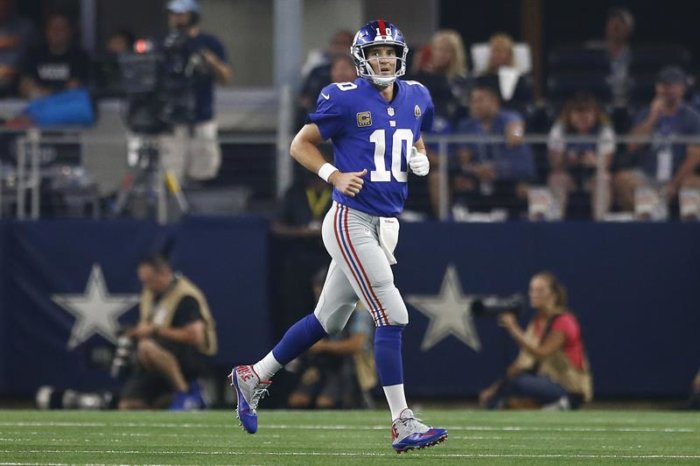 Eli Manning impulsa triunfo de NY Giants sobre Texans en Houston