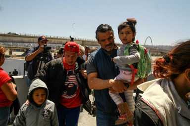 Retraso récord en peticiones de asilo con 746.000 casos pendientes