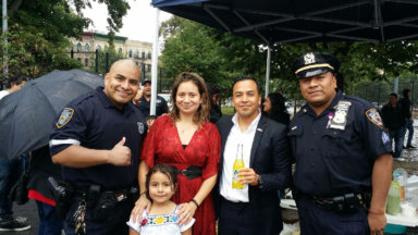 Evento «Tomate un Jarrito con un policía mexicano” busca incrementar oficiales aztecas al NYPD