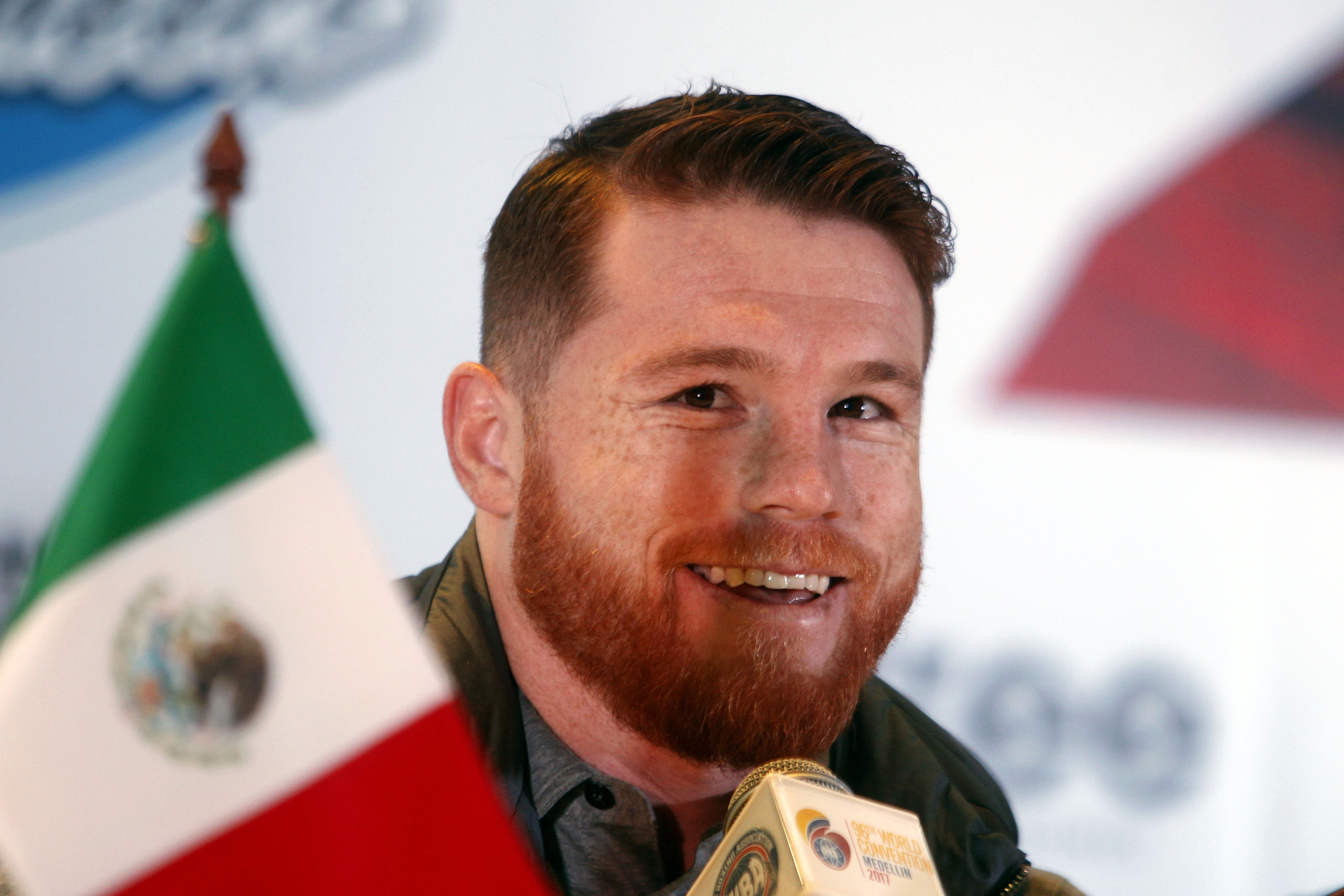 'Canelo' Álvarez defenderá su título el 15 de diciembre en Nueva York