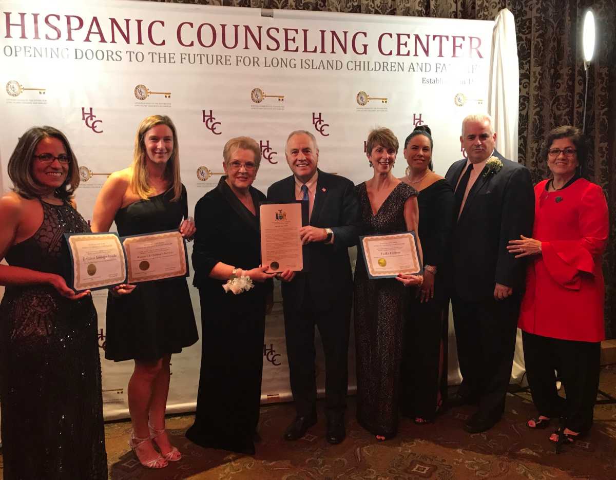 Hispanic Counseling Center celebró 41 años de servicio a la comunidad