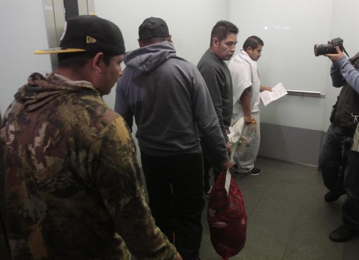 EE.UU. y México deportaron a más de 21.000 salvadoreños entre enero y octubre