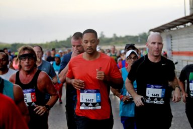 Will Smith corre la media maratón Marabana 2018 en La Habana