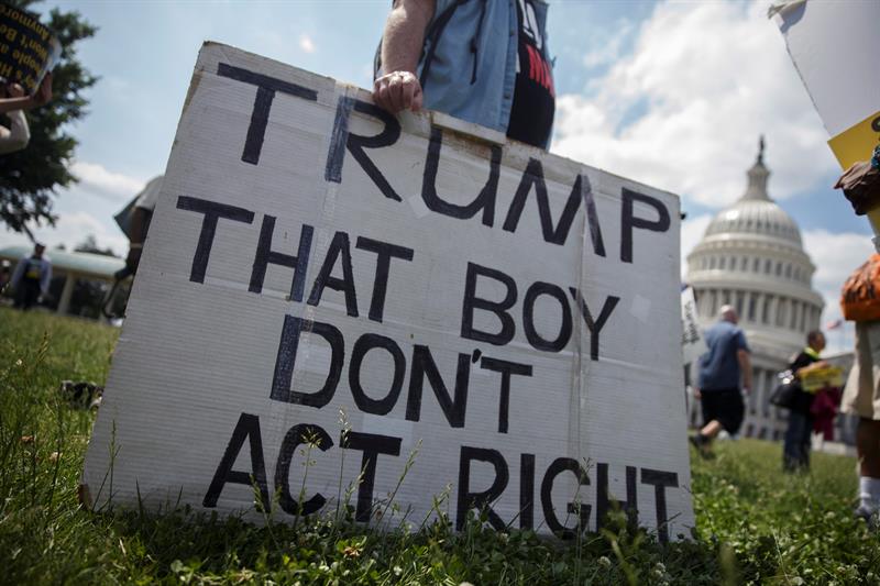 El 59 % de estadounidenses desaprueba gestión de Trump en cuestiones raciales