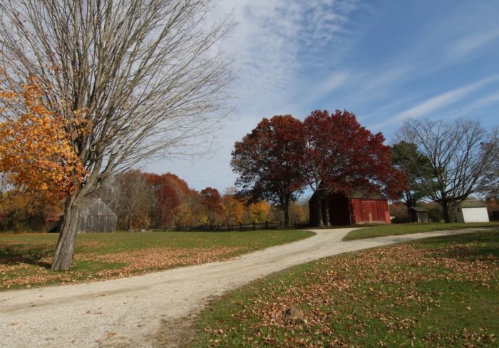 Celebre fin de semana de Acción de Gracias en villa histórica de Old Bethpage