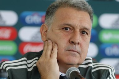 'Tata' Martino asegura tener jugadores para sobresalir con México