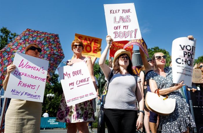 Nueva York 'blinda' derecho al aborto en aniversario de legalización en EEUU