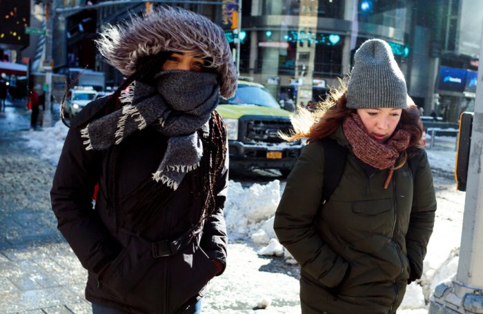 Consejos para evitar lesiones o enfermedades durante las tormentas invernales