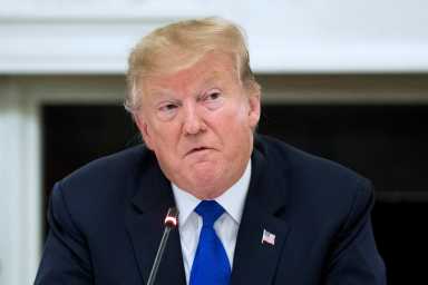 El Congreso planta cara a Trump y propina un revés a su polémico muro