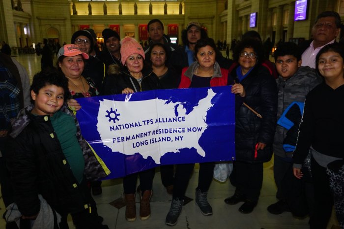 Tepesianos de Long Island seguirán luchando por la residencia permanente