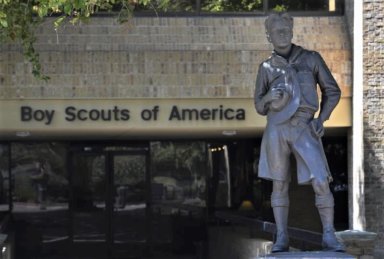 130 líderes de los Boy Scouts de NY implicados en casos de abuso sexual